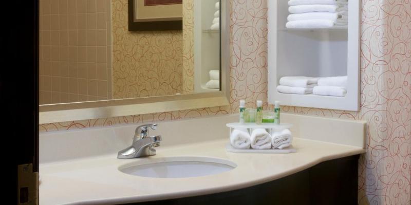 Holiday Inn Express Hotel And Suites Brownsville By Ihg Eksteriør bilde