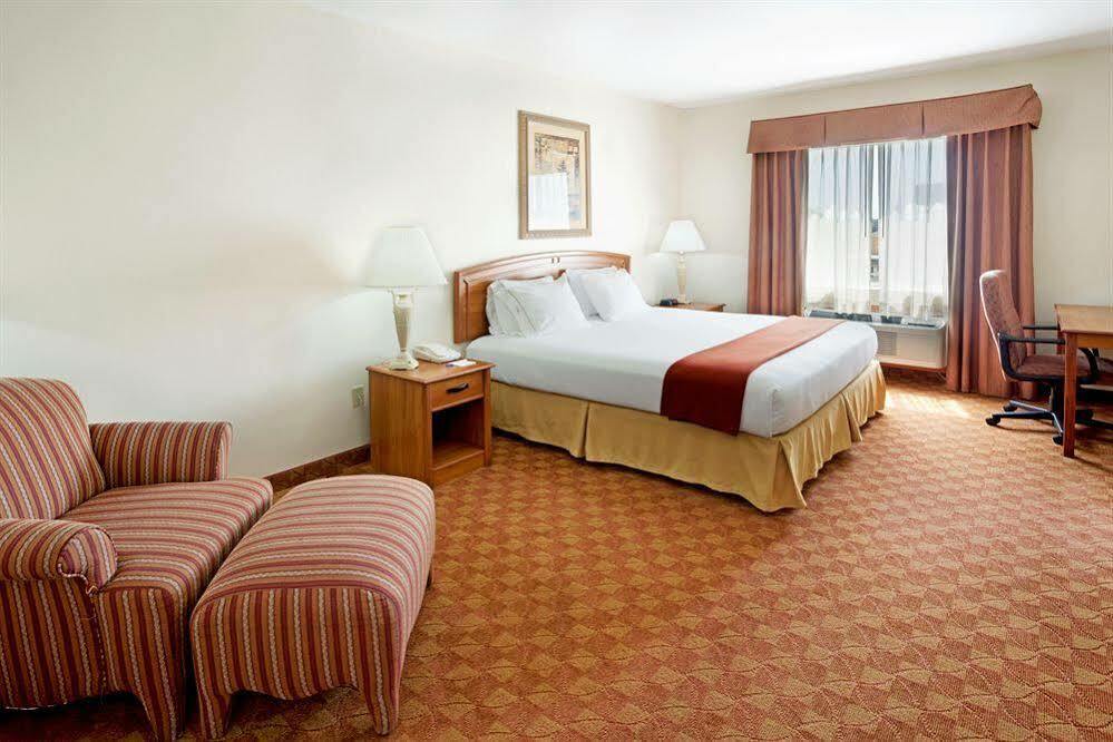 Holiday Inn Express Hotel And Suites Brownsville By Ihg Eksteriør bilde