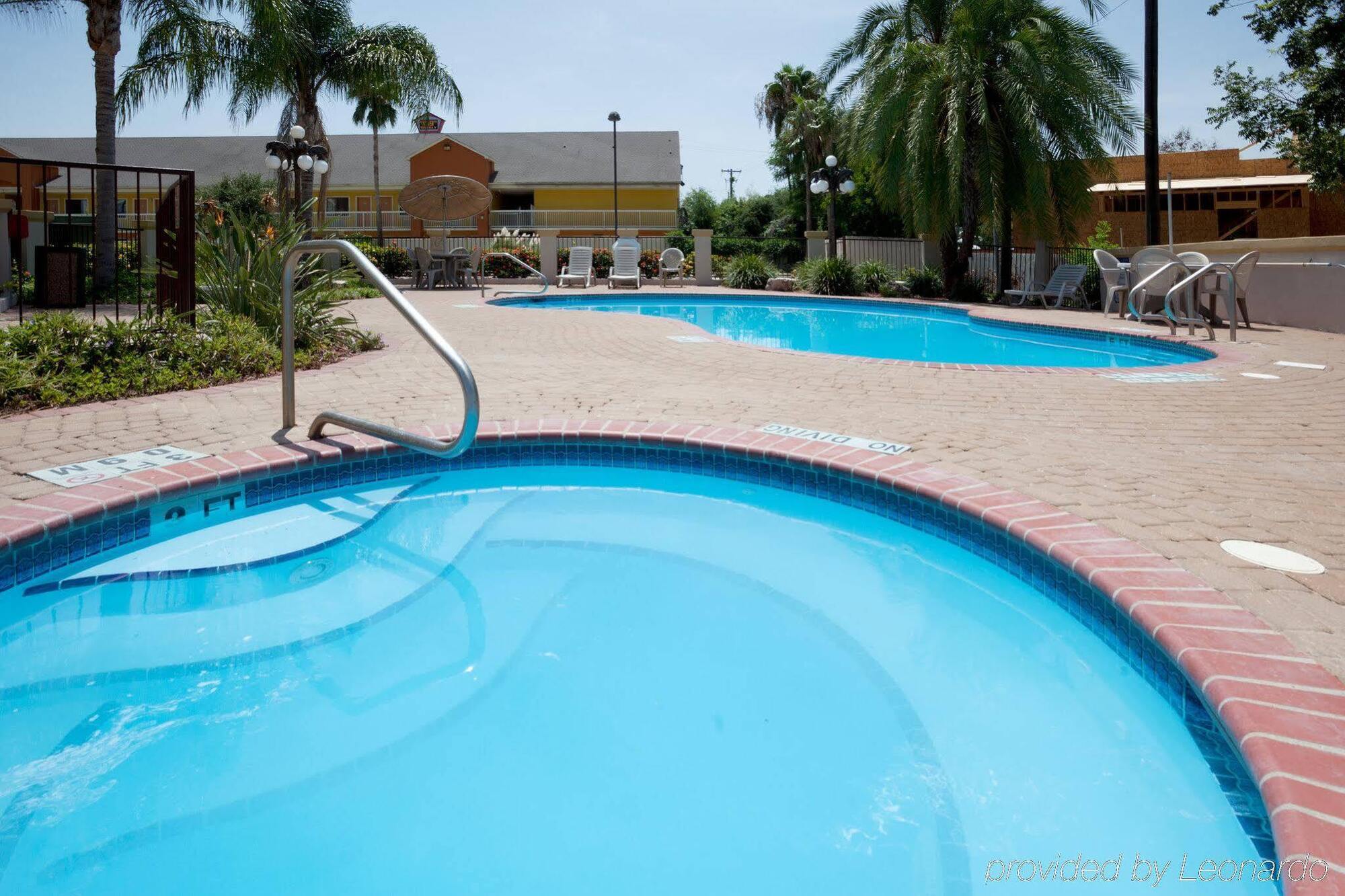 Holiday Inn Express Hotel And Suites Brownsville By Ihg Eksteriør bilde